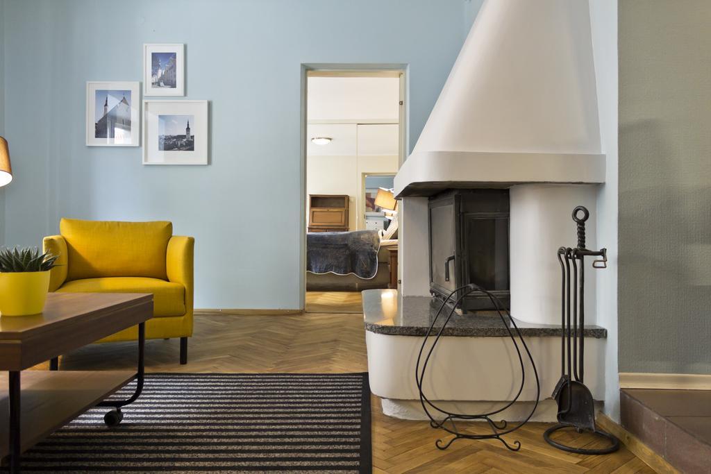 Tallinn City Apartments - Town Hall Square Talin Quarto foto
